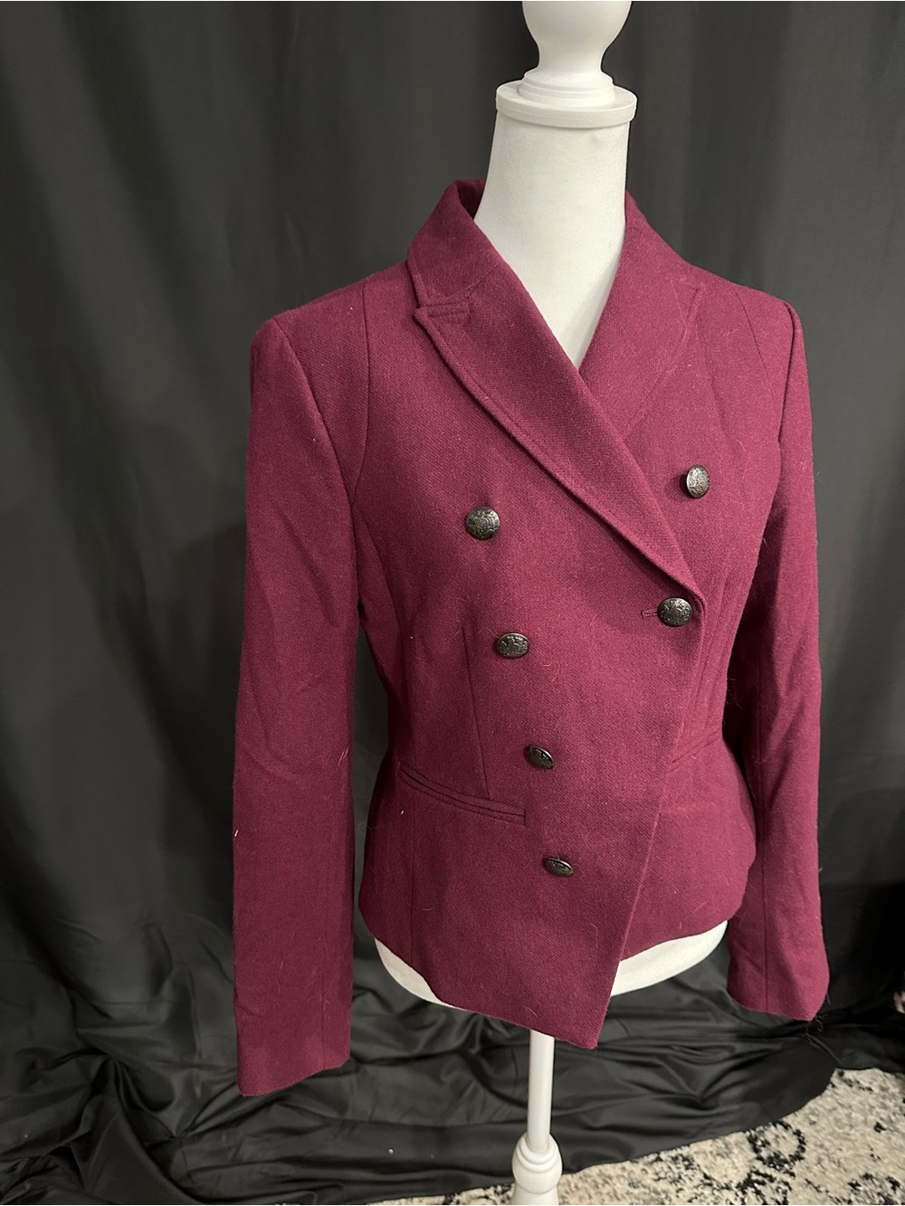 Banana Republic Double-Breasted Blazer in Burgundy